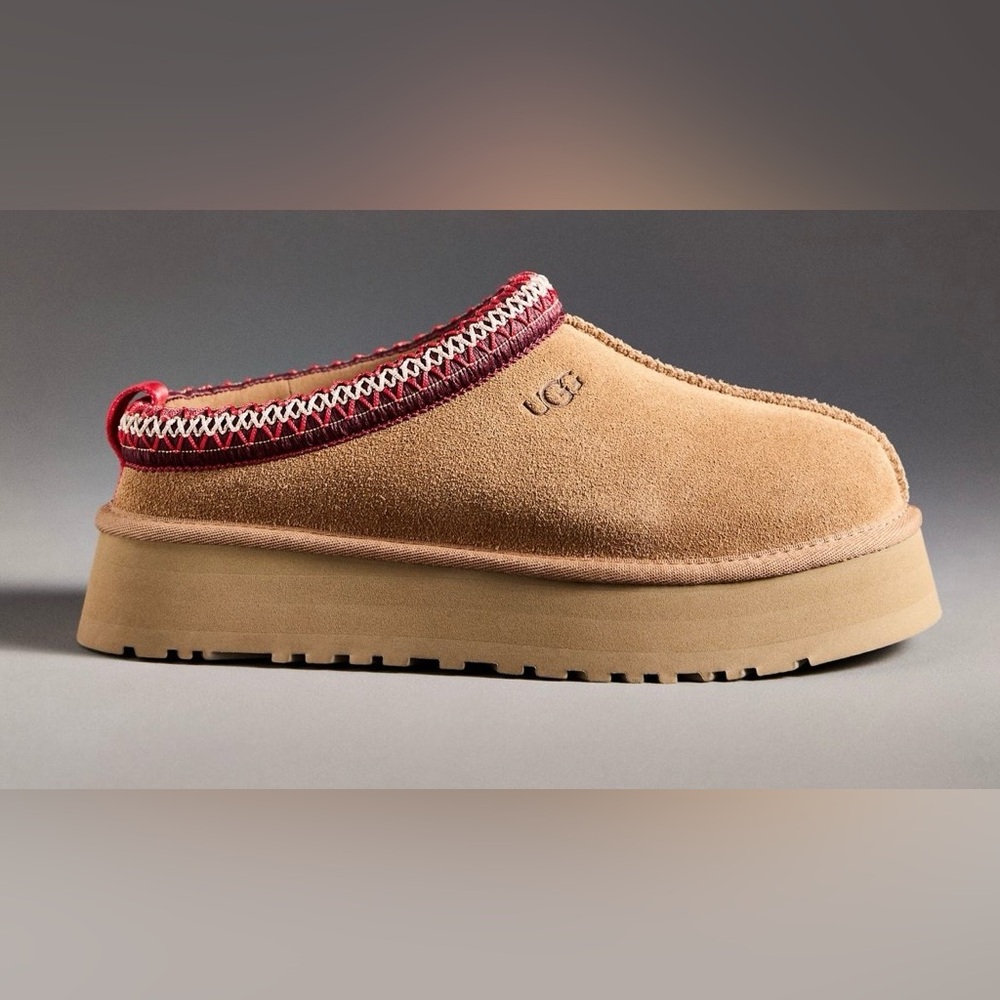 UGG® Tazz II Womens Platform Slippers in Chestnut Tan Size 5